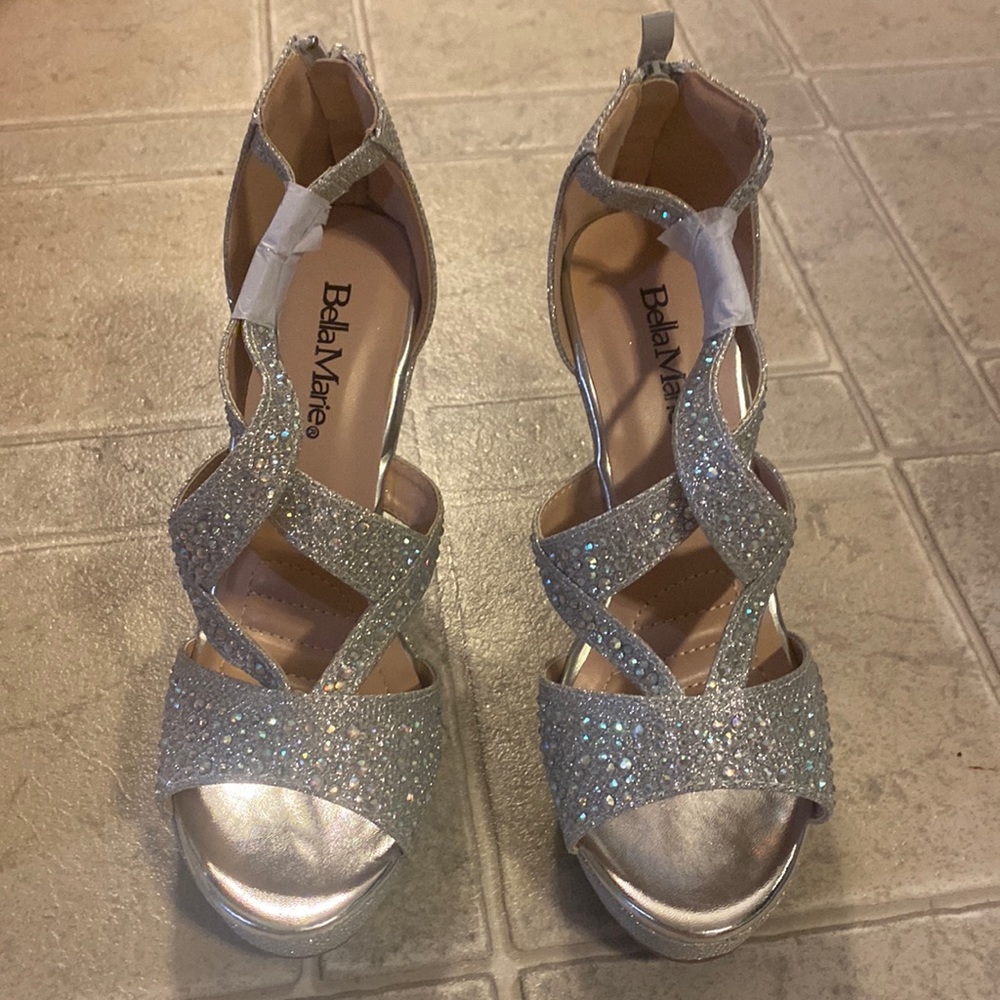 Bella Marie Santo-11-S Silver Mesh Size 6